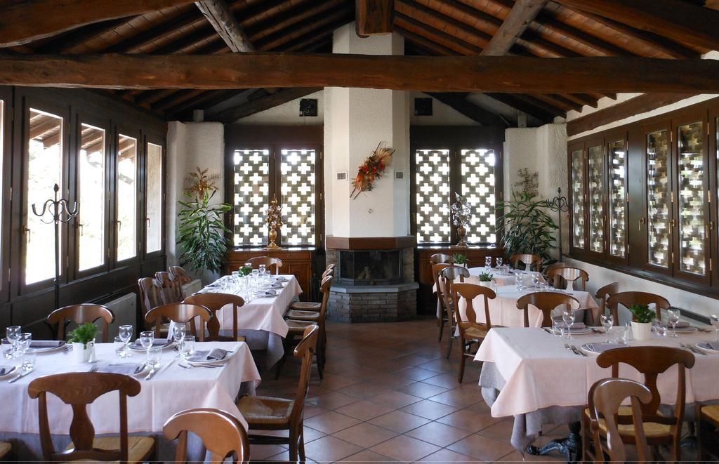 Agriturismo Cassinazza Orsenigo Екстериор снимка