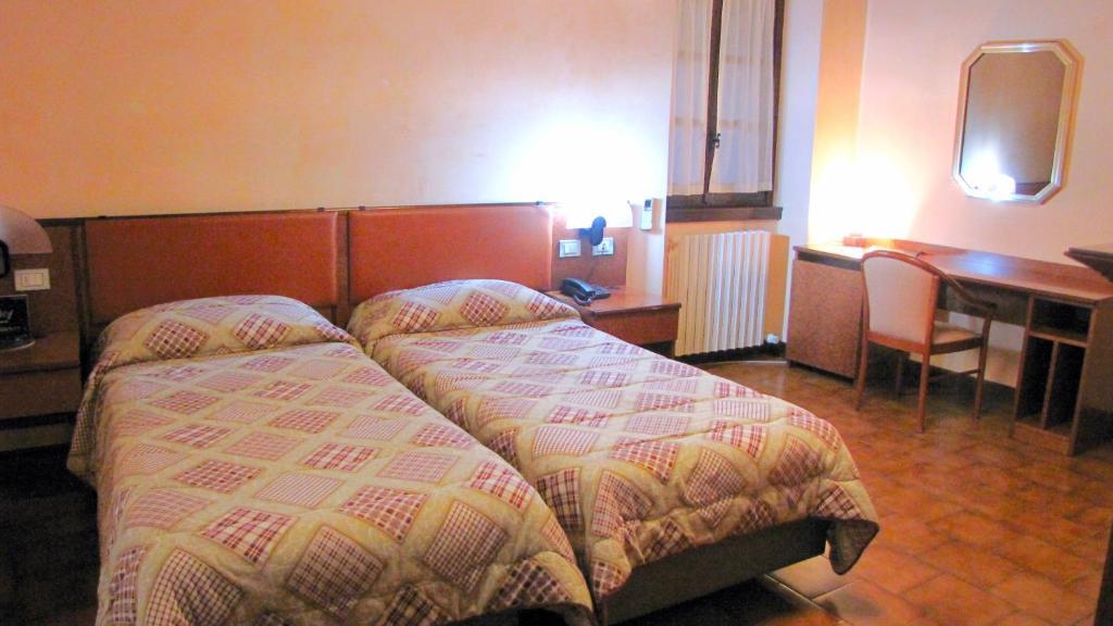 Agriturismo Cassinazza Orsenigo Стая снимка